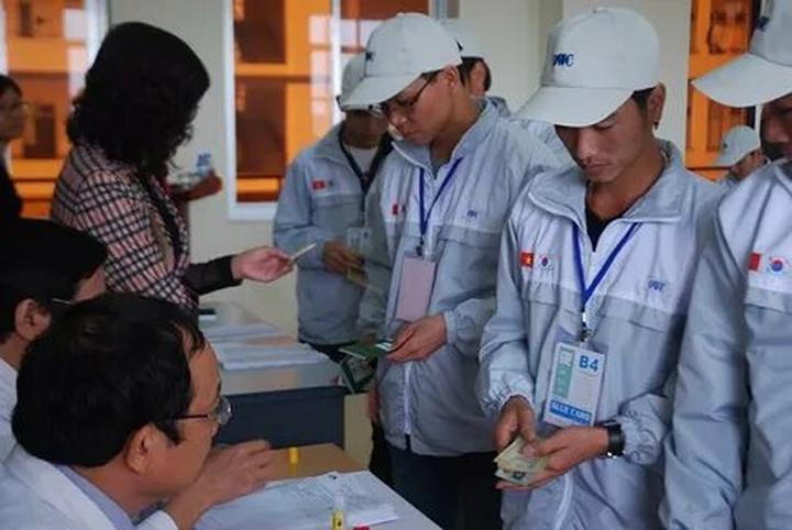 Triệu View Từ Vlog Thú Cưng: Bí Quyết Thành Công Cùng Hotspot Matrix
